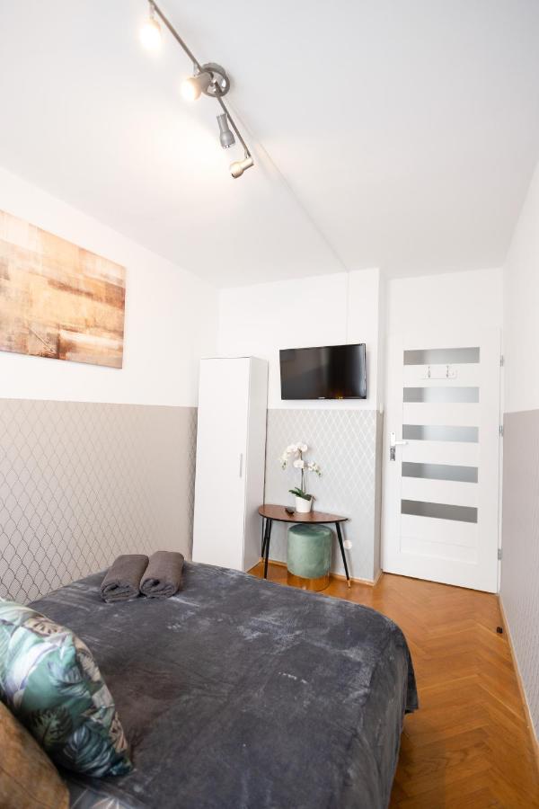 Clicktheflat Stawki Apart Rooms Varsovie Extérieur photo